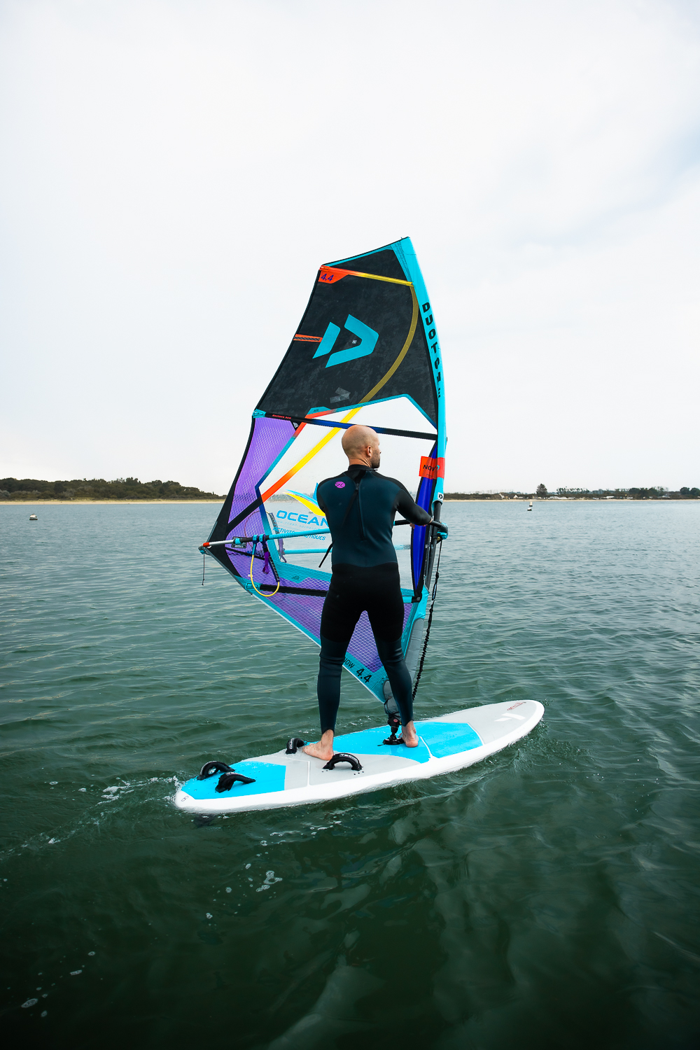 Initiation à la planche à voile dans le Calvados 