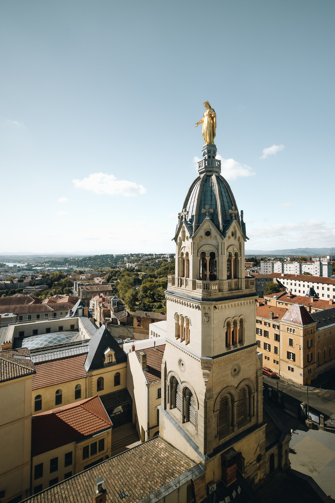 Monter à la Basilique Notre-Dame de Fourvière